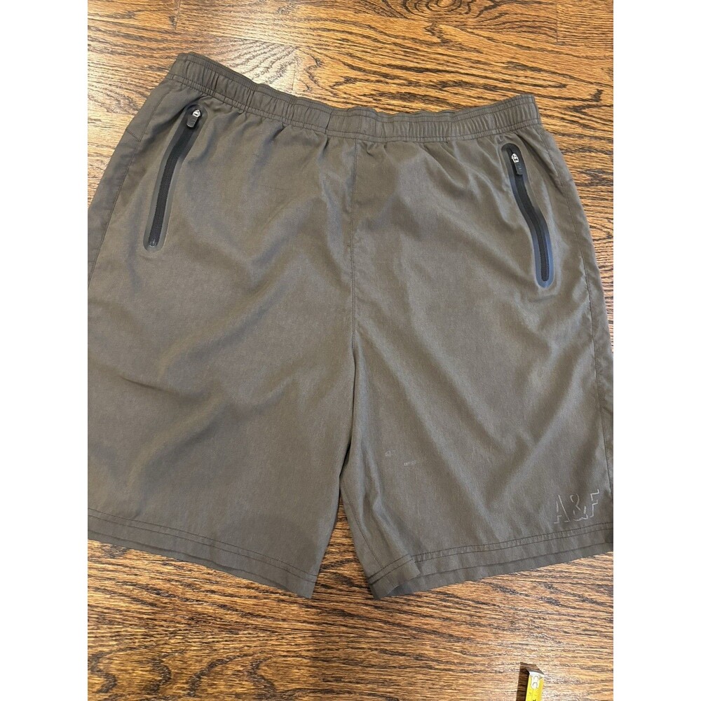 Abercrombie & Fitch A&F Active Performance Shorts Size Large Dark Army Green